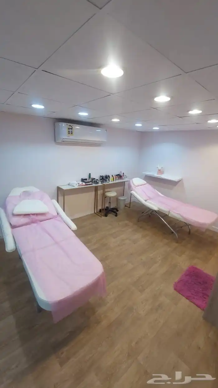 صالون نسائي للتقبيل 8