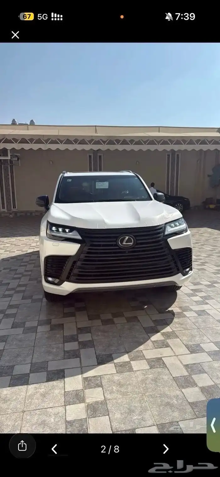 جيب لكزس نظيف للبيع 1