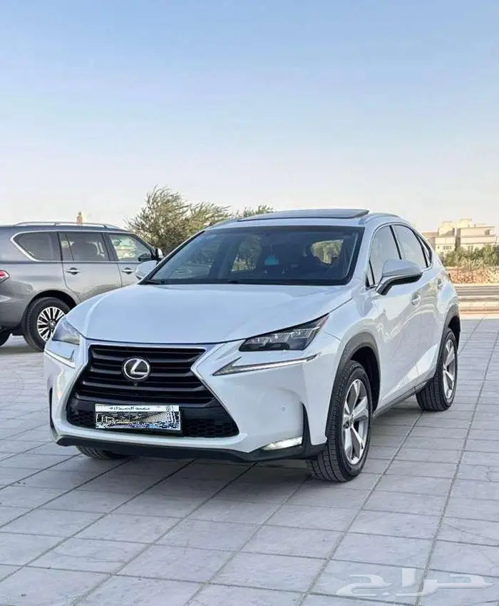 لكزس 2015 NX200T 1