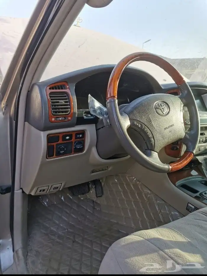 جود لدينا جميع انواع قطع غيار السيارات المستخدمه تشليح 8