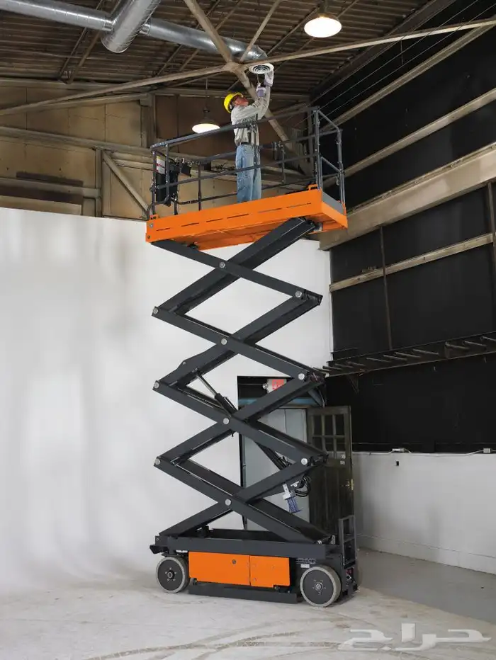 سيزر لفتات للايجار مان لفتات للايجار scissor lifts man lift 1