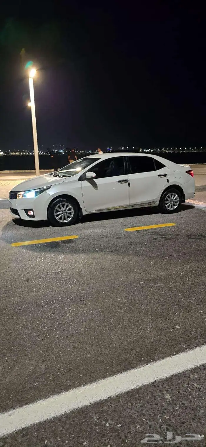 كرولا 2015 نظيف جدا ممشى حقيقي 198 الف 0