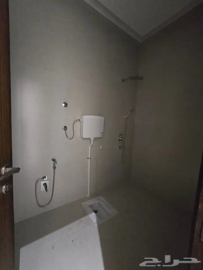 للبيع شقق بملحق خاص بالسطح 7غرف VIP غرب الخميس من 590 ألف 29