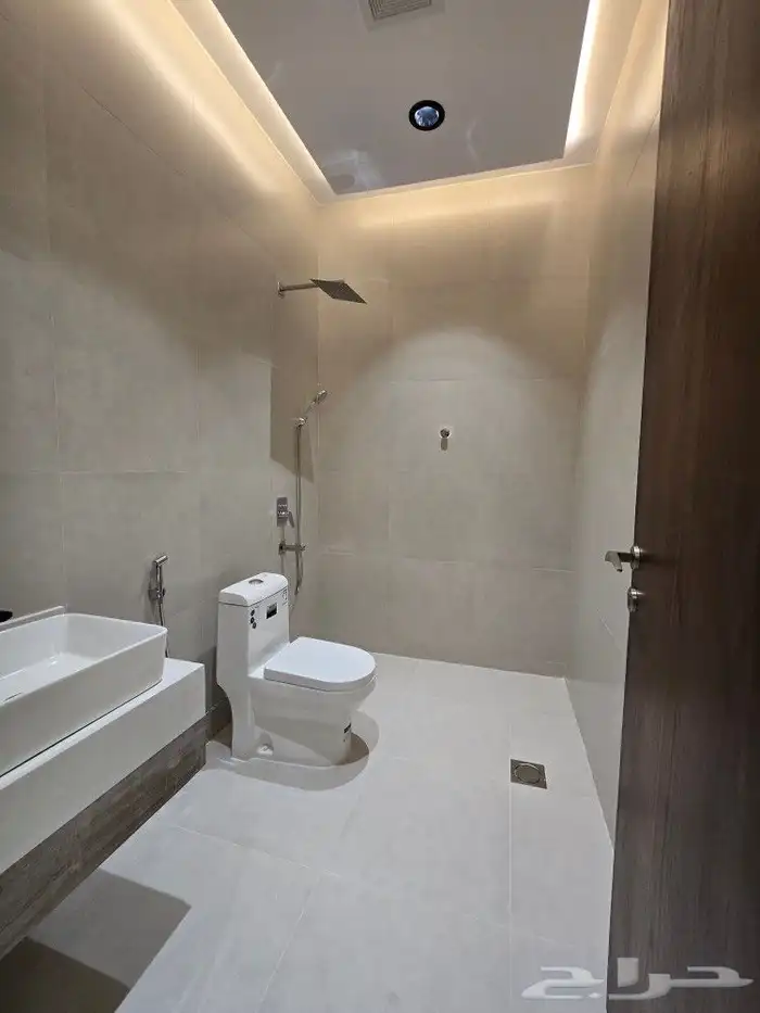 للبيع شقق بملحق خاص بالسطح 7غرف VIP غرب الخميس من 590 ألف 20