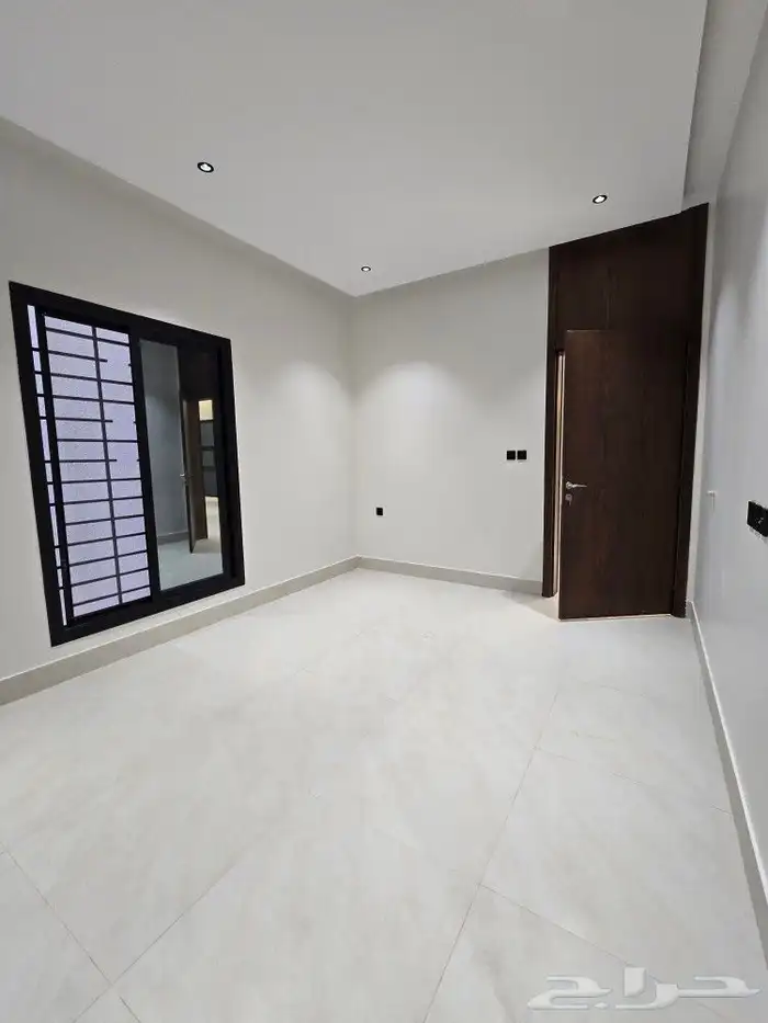 للبيع شقق بملحق خاص بالسطح 7غرف VIP غرب الخميس من 590 ألف 9