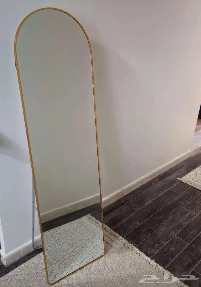 اثاث بيت وأجهزة للبيع بداعي السفر كنب غرفة نوم براد غاز 19