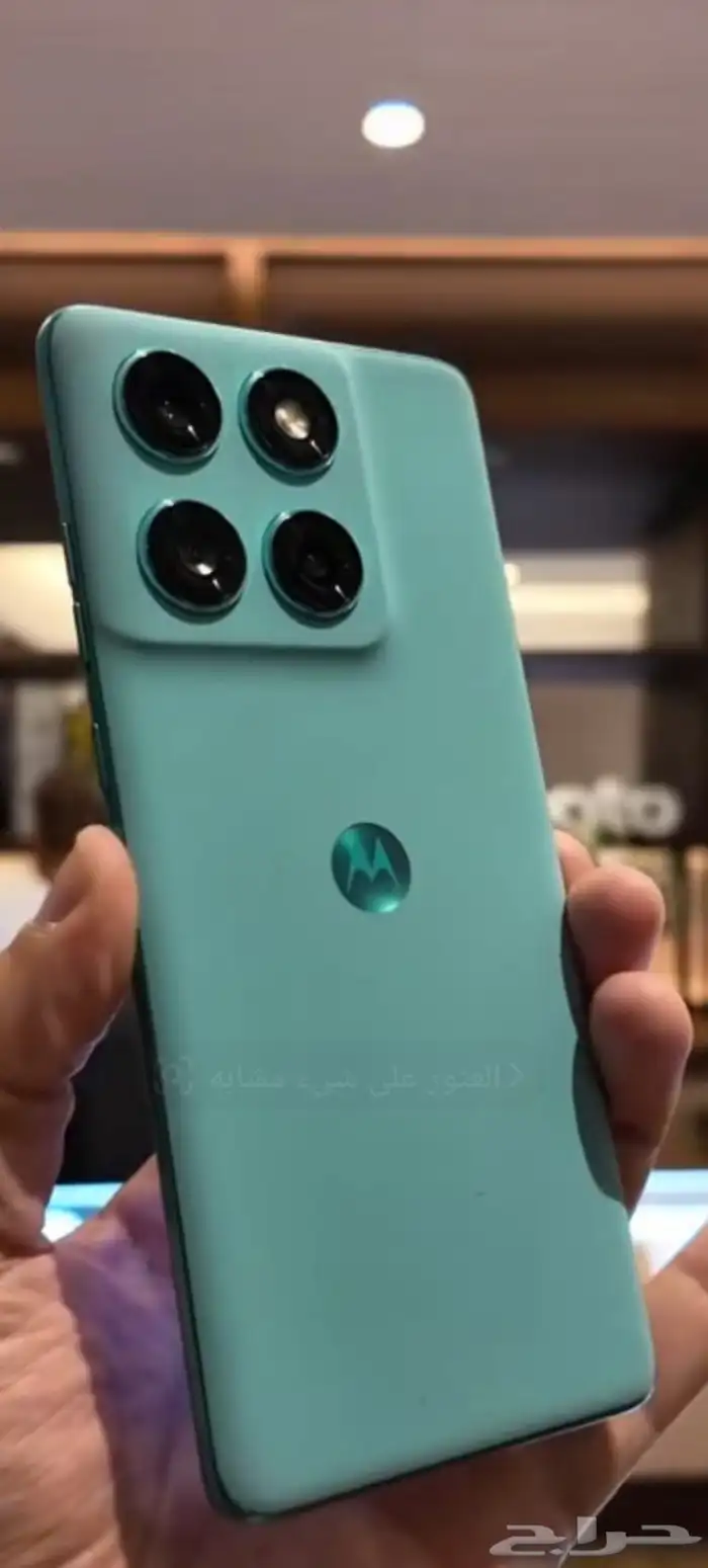 جهاز موتورولا ايدج60 استخدام تقريبا اربع اشهر كرتون والشاحن 2