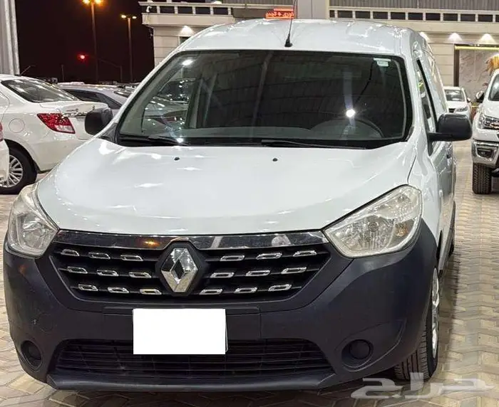 رينو دوكر فان بنزين 2021 0