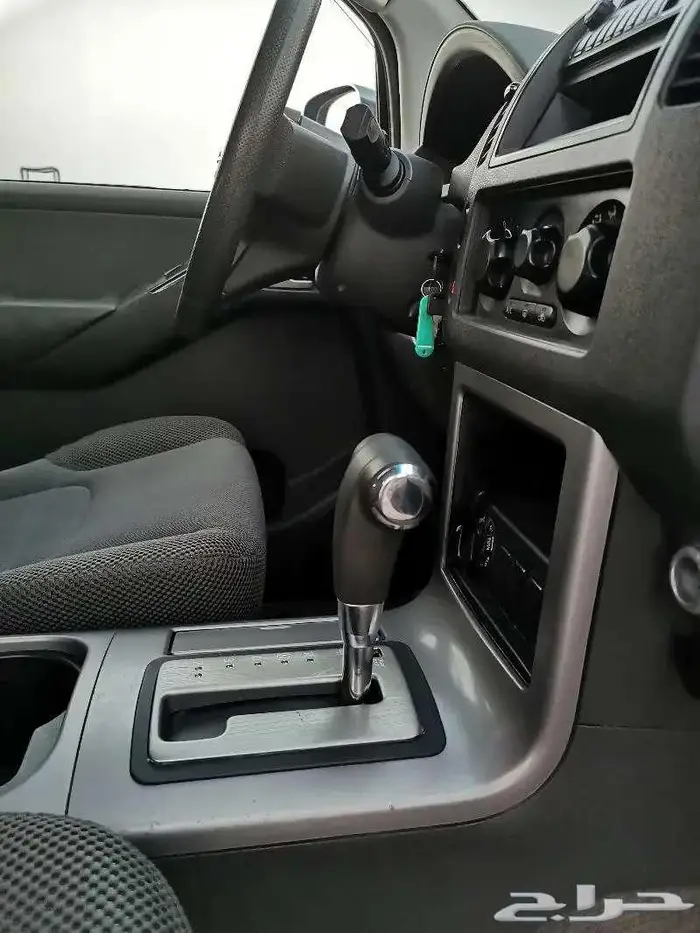 للبيع نيسان باث فيندر موديل 2009 دبل 6 سلندر ستاندر 13