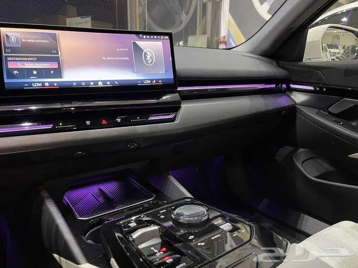 بي ام دبليو - الفئة الخامسة 520i - 2024 23