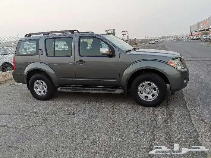 للبيع نيسان باث فيندر موديل 2009 دبل 6 سلندر ستاندر 9