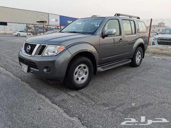 للبيع نيسان باث فيندر موديل 2009 دبل 6 سلندر ستاندر 30