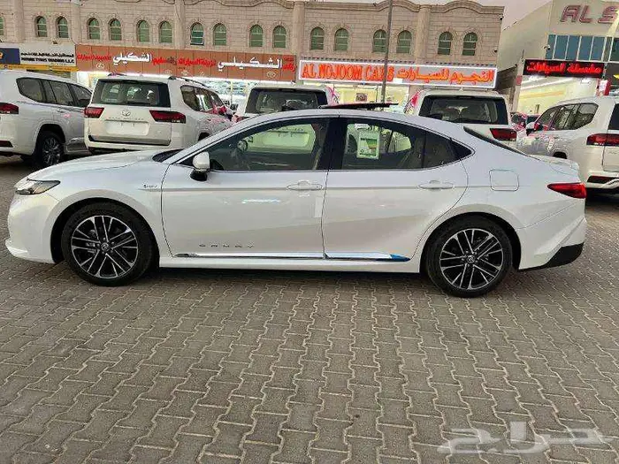 تويوتا-كامرى -لومير- هايبرد 2025-سعودى -بطاقه 15