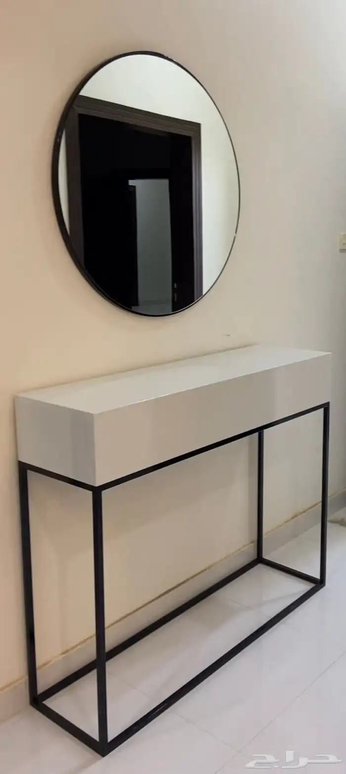 طاولات للبيع 2