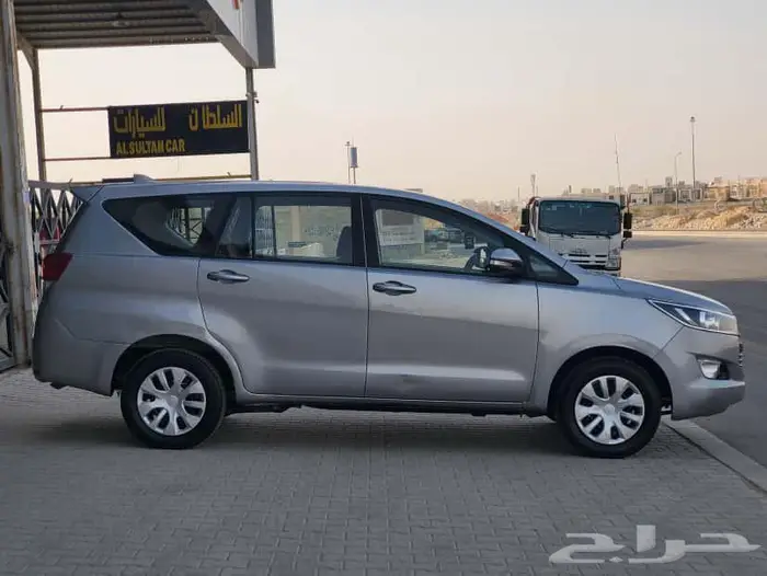 تويوتا انوفا 2016 7