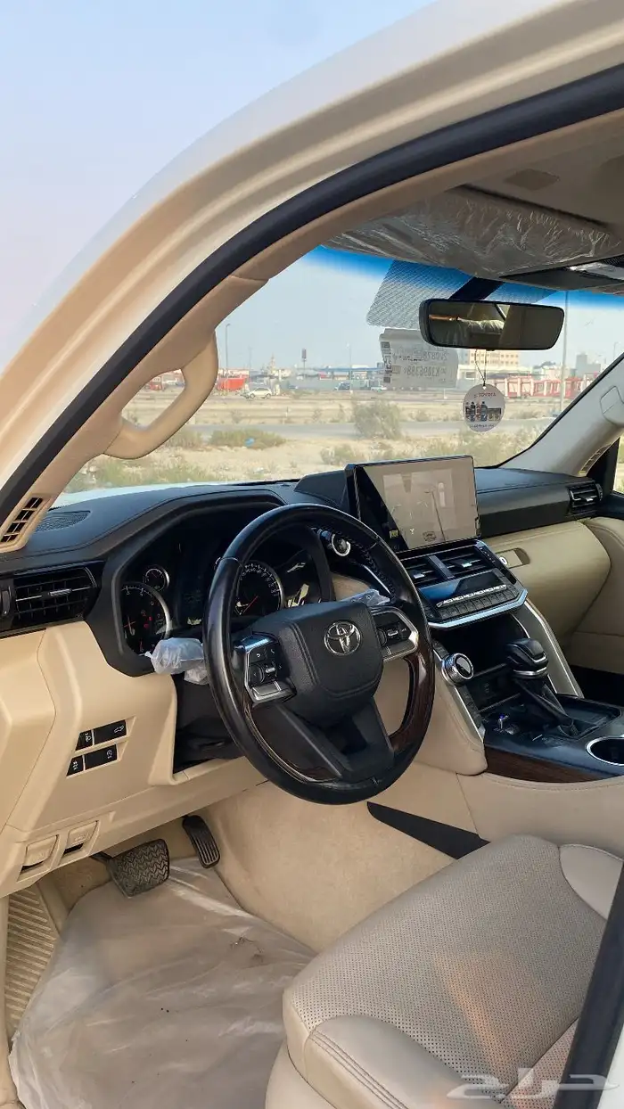 للبيع لاندكروزر 2022 5