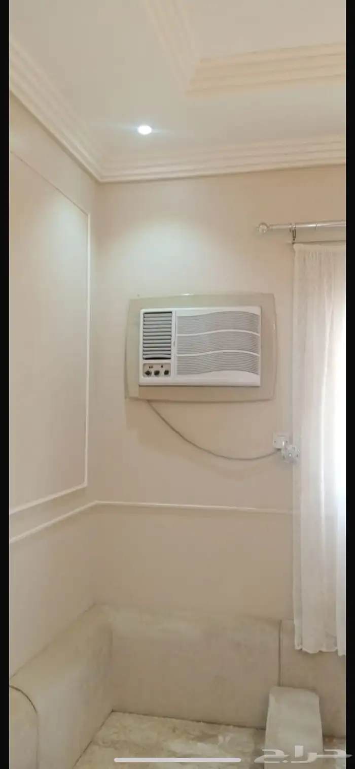 مجلس 4في 4 ومكيف للبيع 1