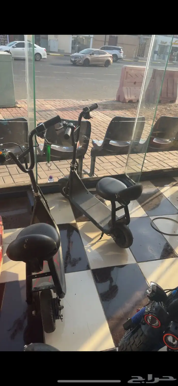 سكوترات مستعمله للبيع بسعر طيب 1