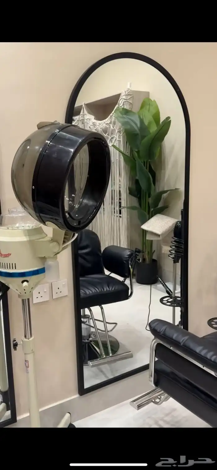 إعلان تقبيل صالون نسائي بالرياض 3