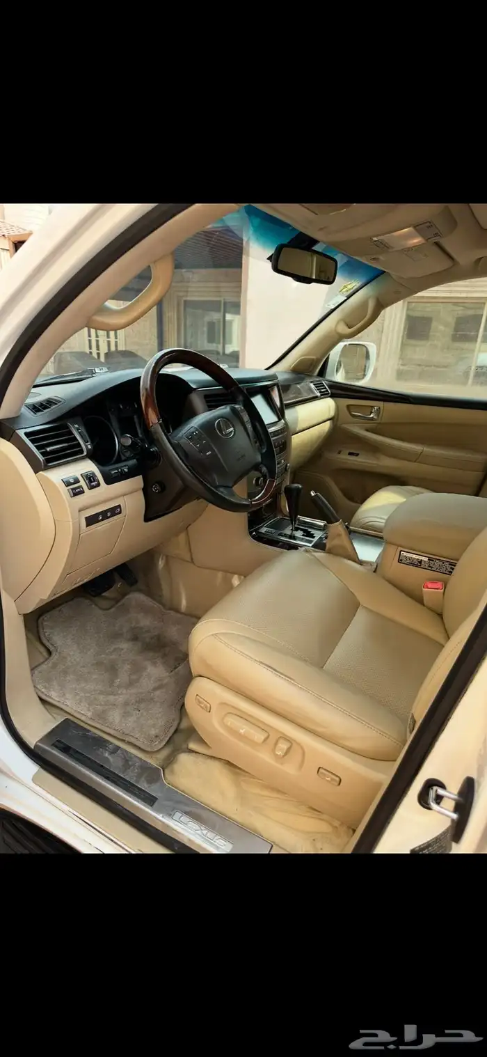 جيب لكزس فل كامل DD موديل 2010 3