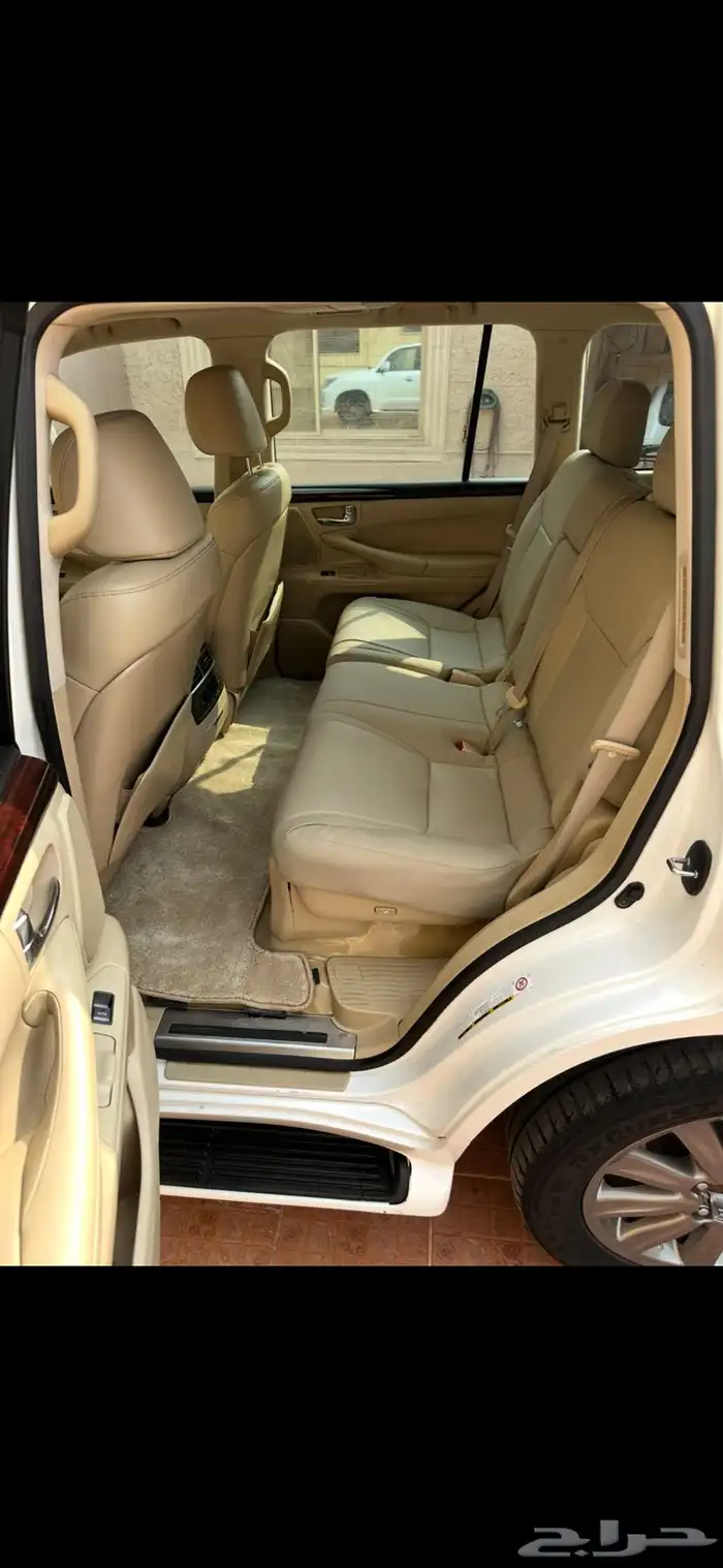 جيب لكزس فل كامل DD موديل 2010 4