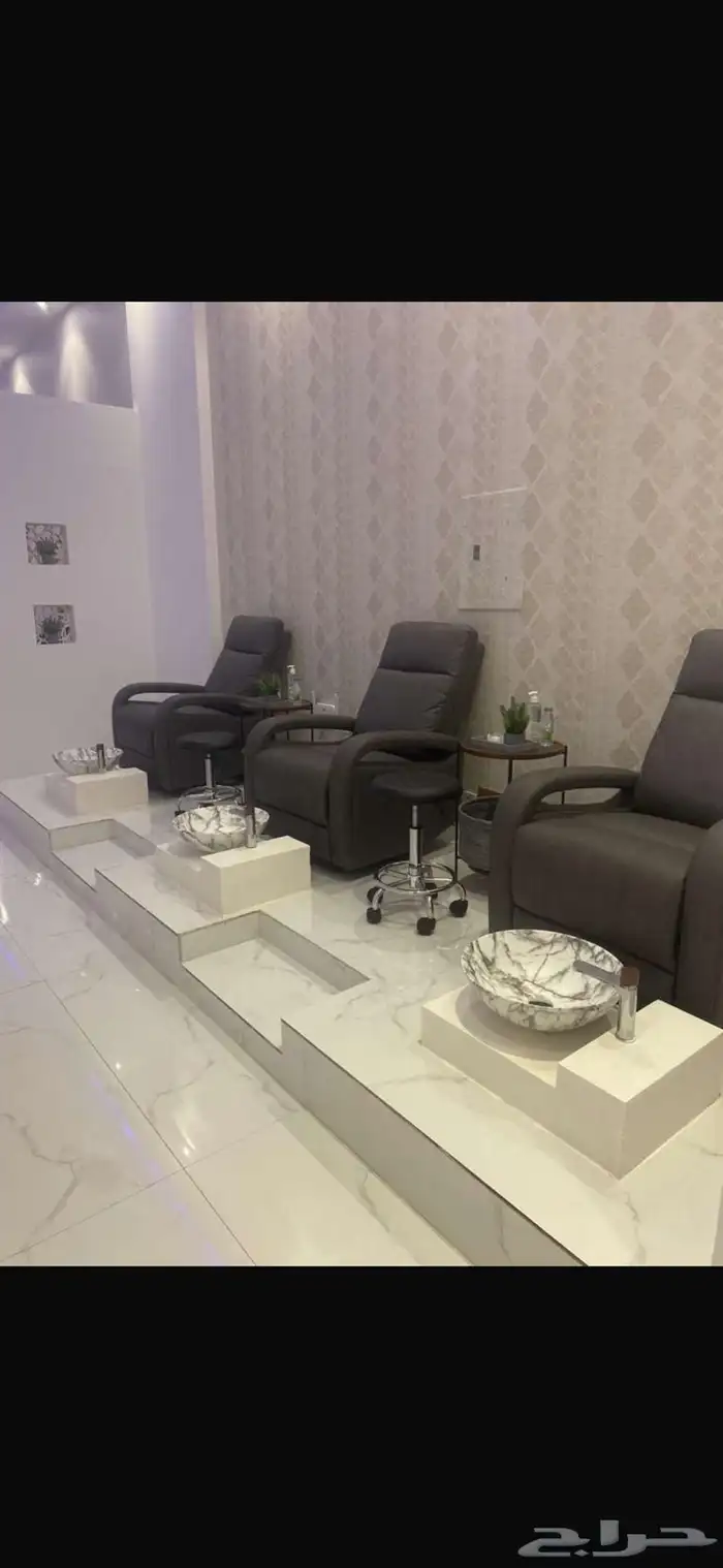 مشغل نسائي للتقبيل في حي الخزامى بالخبر 3