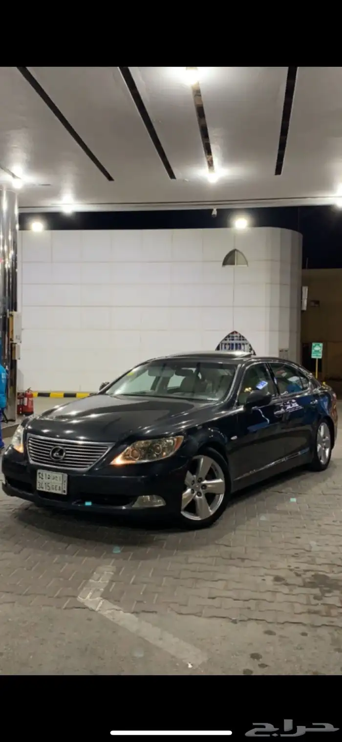 لكزس LS460 3