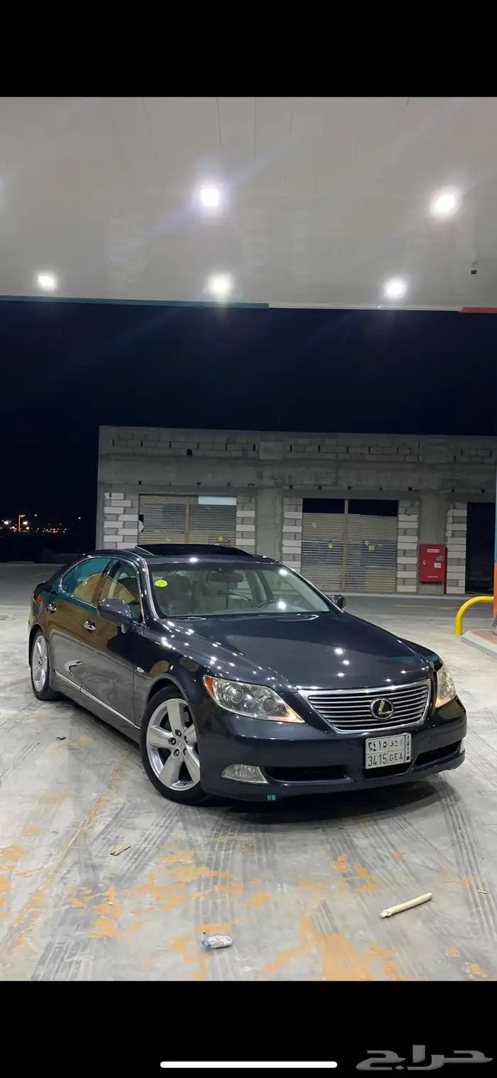 لكزس LS460 0