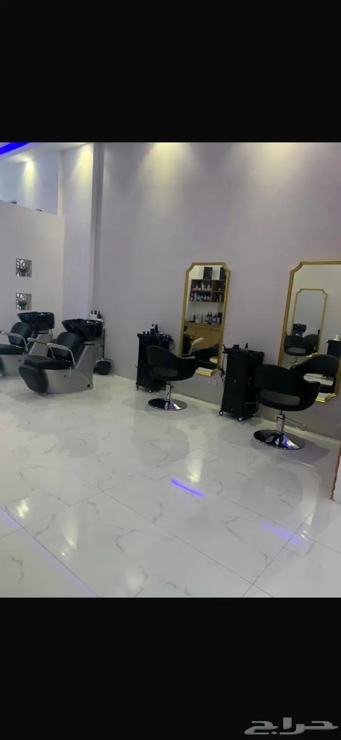 مشغل نسائي للتقبيل في حي الخزامى بالخبر 1