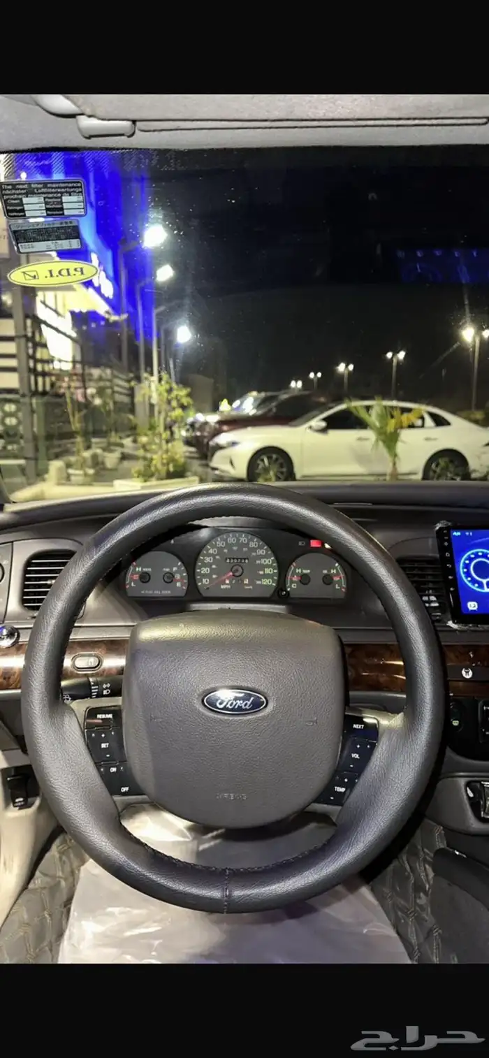 فورد كراون فكتوريا مواصفات خاصه 4