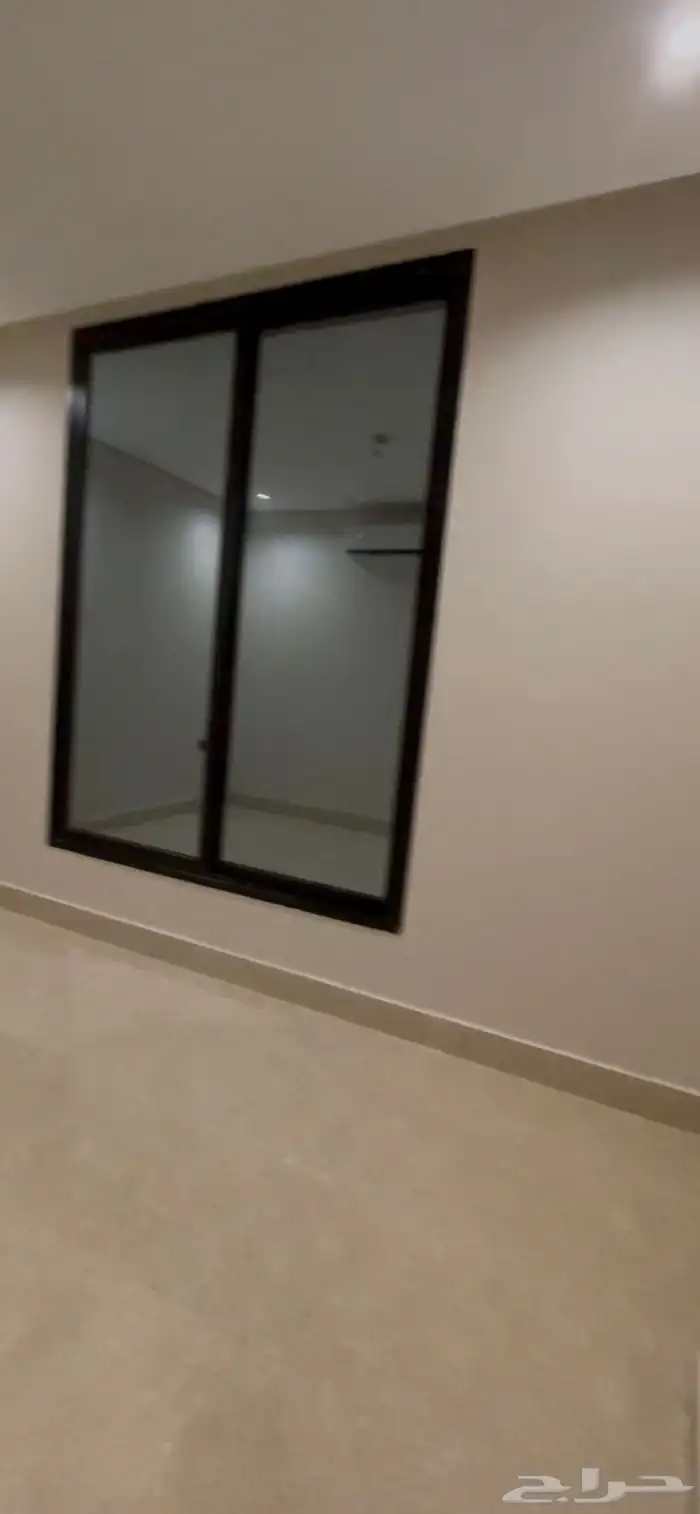 شقه من غرفتين وحمام اعزكم الله ب 2200 1