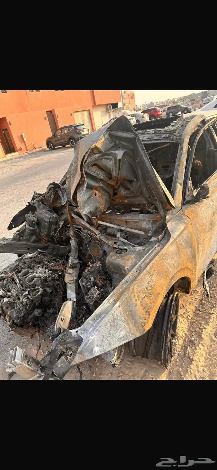 ازيرا 2022 بيع تشليح 1