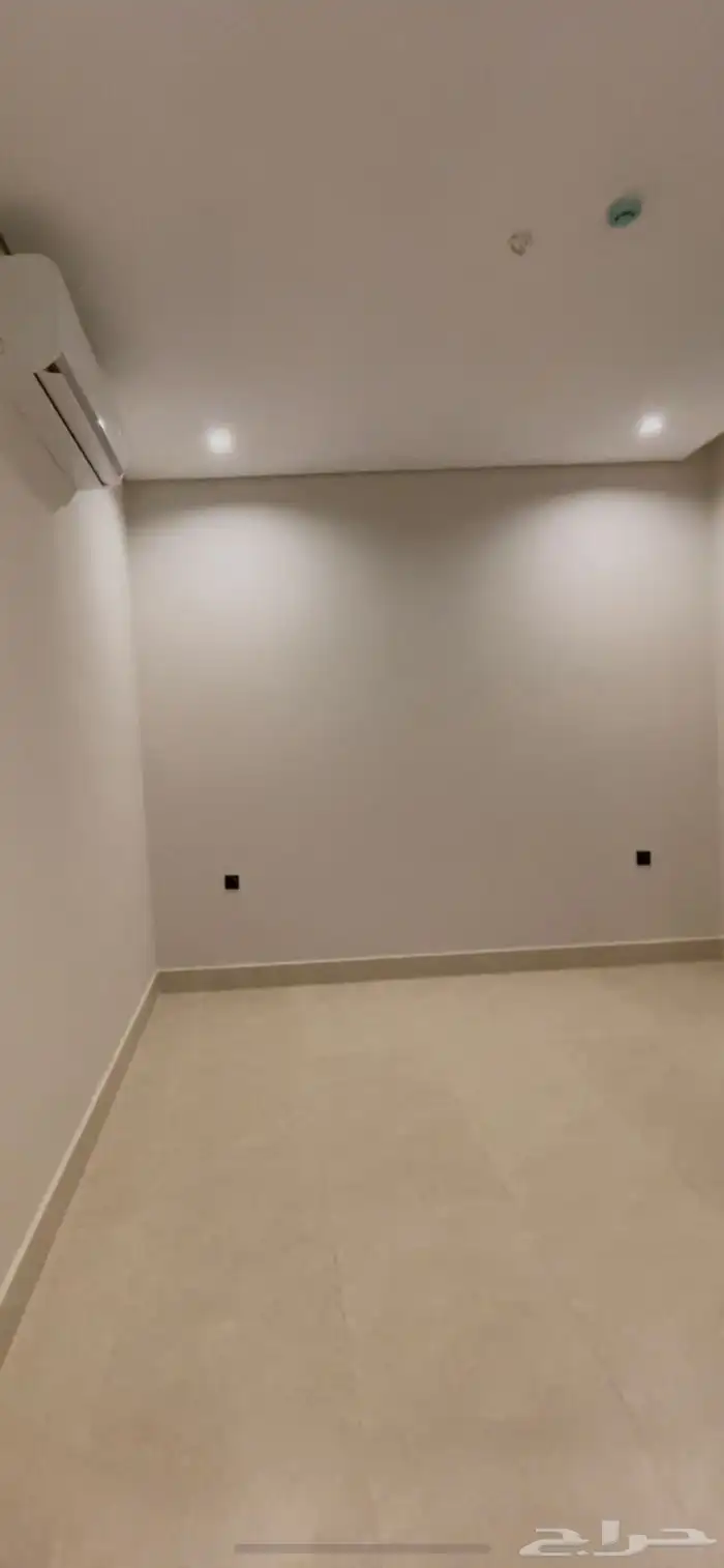شقه من غرفتين وحمام اعزكم الله ب 2200 3