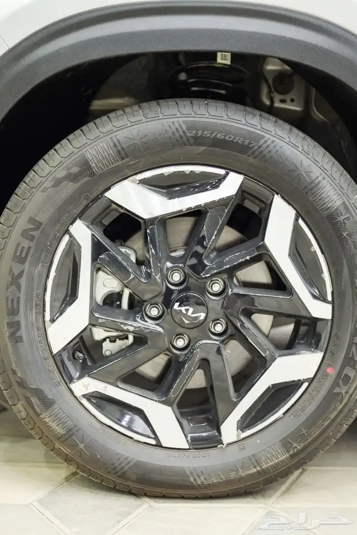 كيا سيلتوس نصف الفل فتحة سقف بانوراما 2025 أقل سعر 5