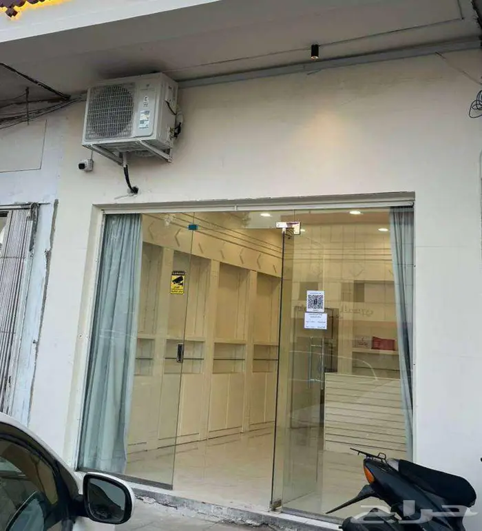 محل خياطة نسائية للتقبيل في شرق الرياض 0