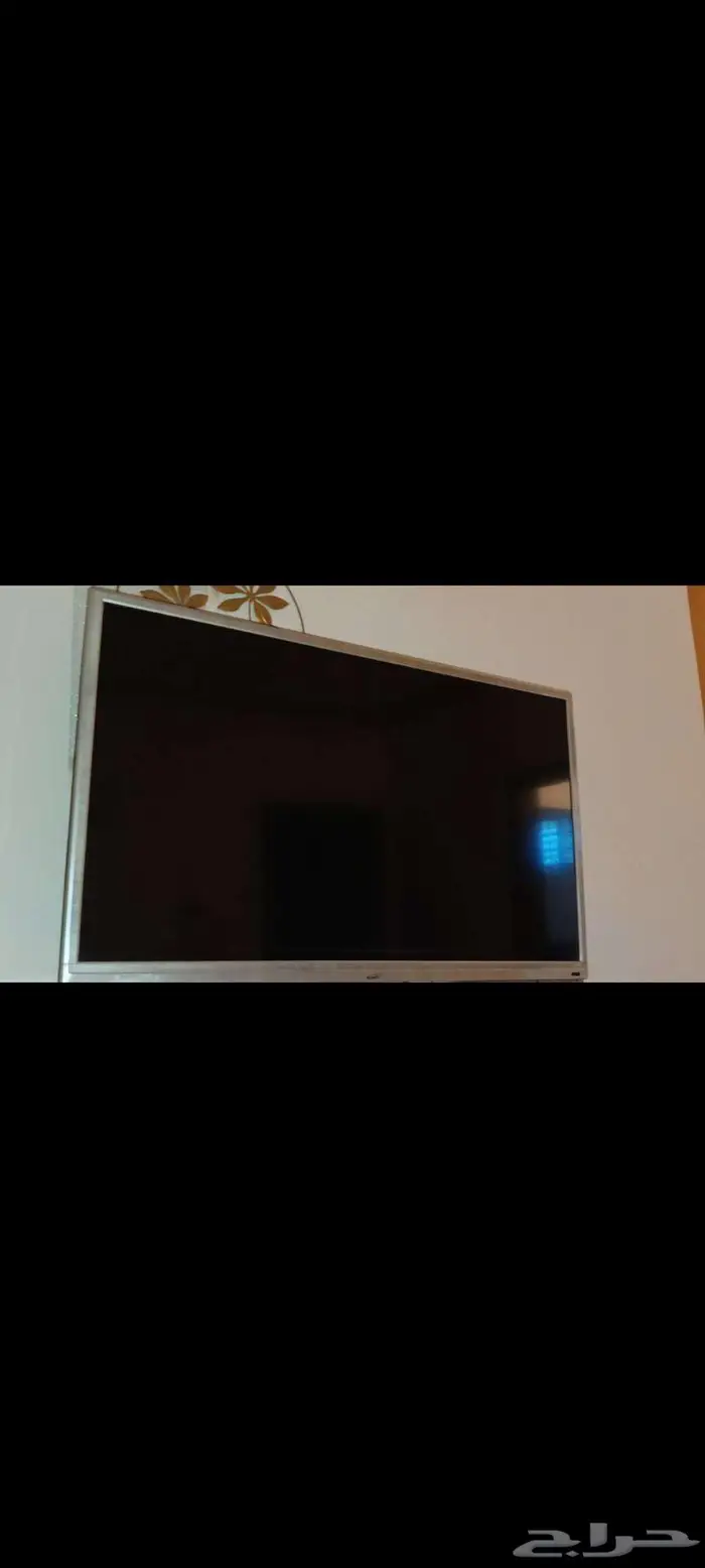 شاشة تلفزيون 32 بوصه ب150 ريال 0