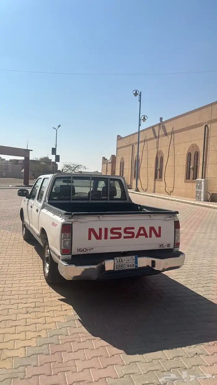 دتسن نيسان  2015 نظيف شرط يوجد بعض الملاحظات البسيطة 3