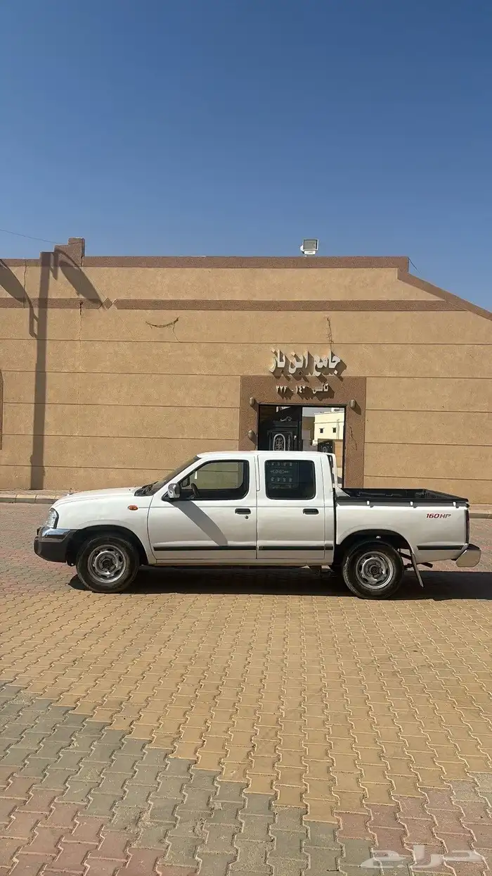 دتسن نيسان  2015 نظيف شرط يوجد بعض الملاحظات البسيطة 4