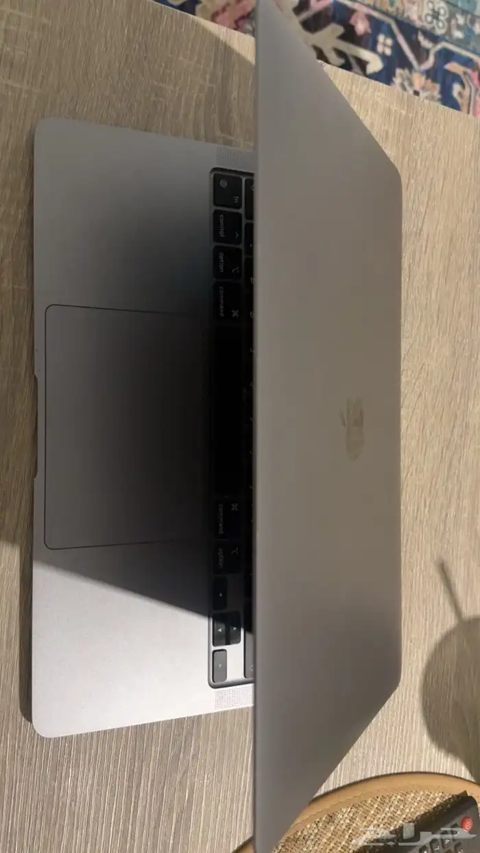 ماك بوك اير 2