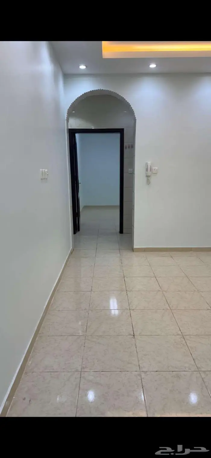 شقة دور ارضي مع حوش حي السبيع 0