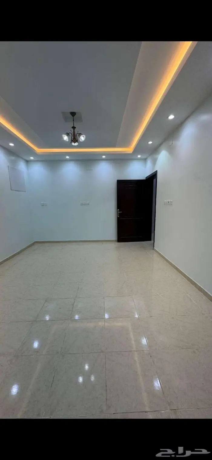 شقة دور ارضي مع حوش حي السبيع 3