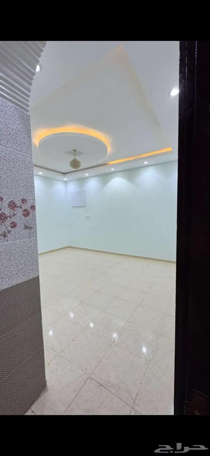 شقة دور ارضي مع حوش حي السبيع 2