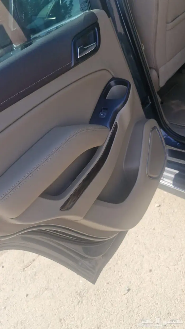 يوكن قصير للبييع 2