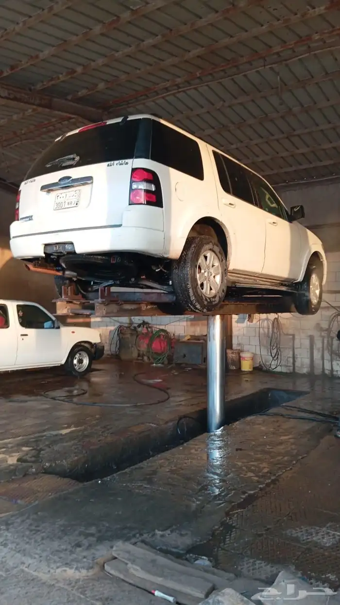 فورد اكسبلور موديل 2010 3