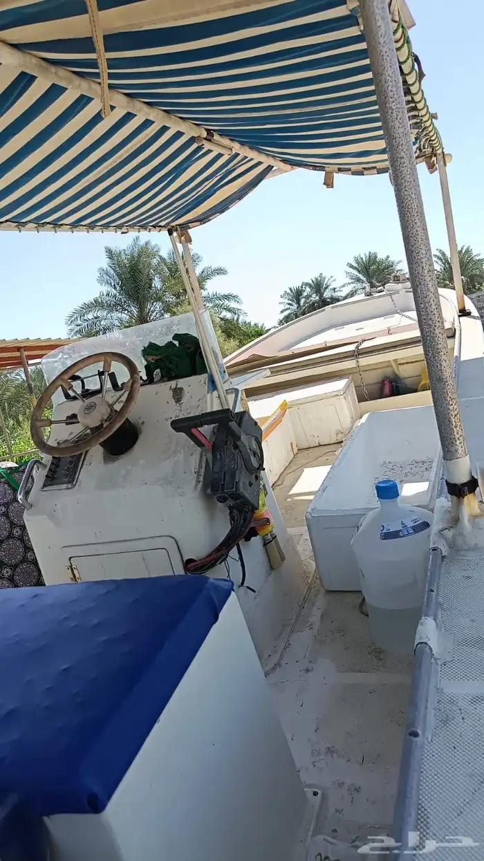 طراد بمحركين للبيع صناعة اماراتية 3