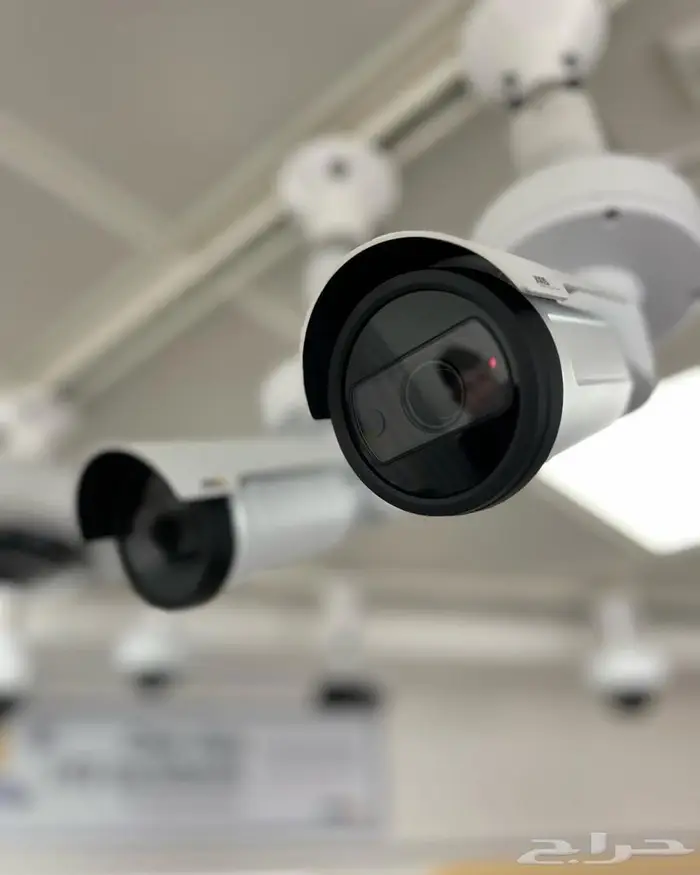 كاميرات مراقبة 8