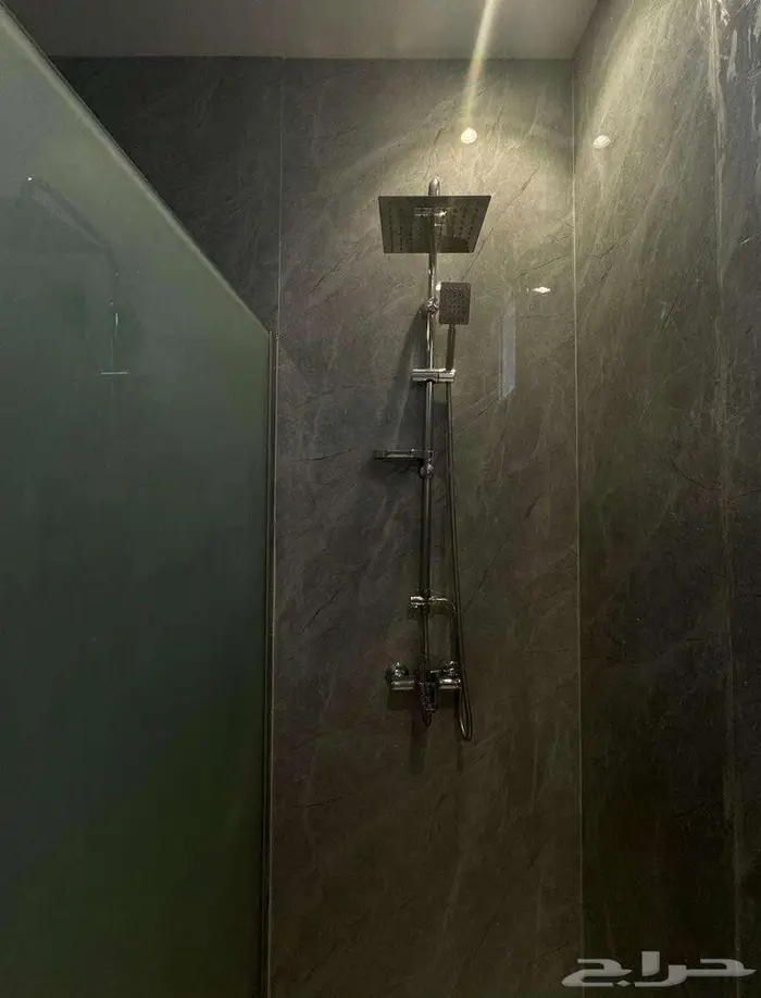 للايجار   شقة مؤثثة بالكامل   إيجار شهري ويومي 3