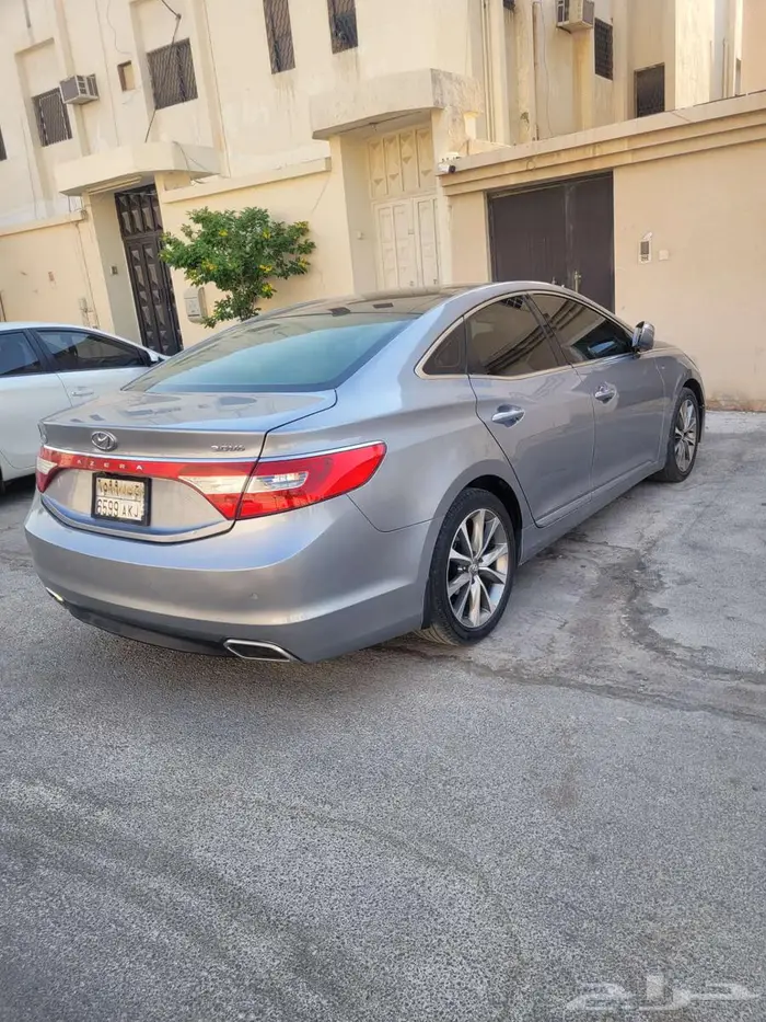 هونداي ازيرا 2