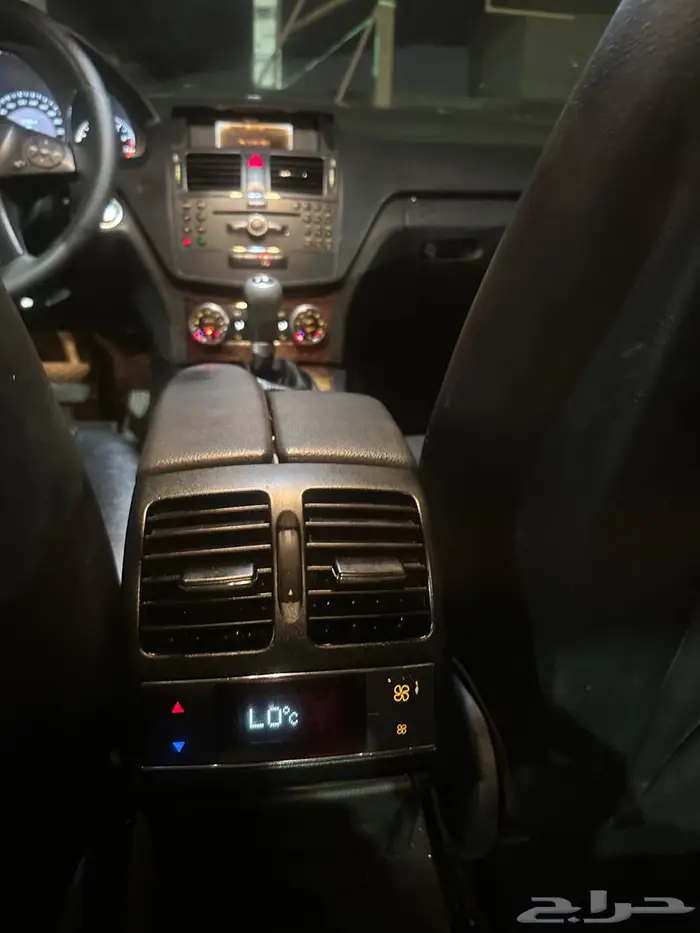 مرسيدس c180 cgi فل كامل بحالة ممتازة 1