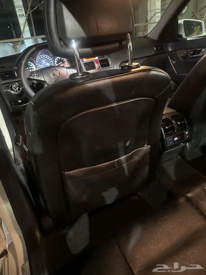 مرسيدس c180 cgi فل كامل بحالة ممتازة 2